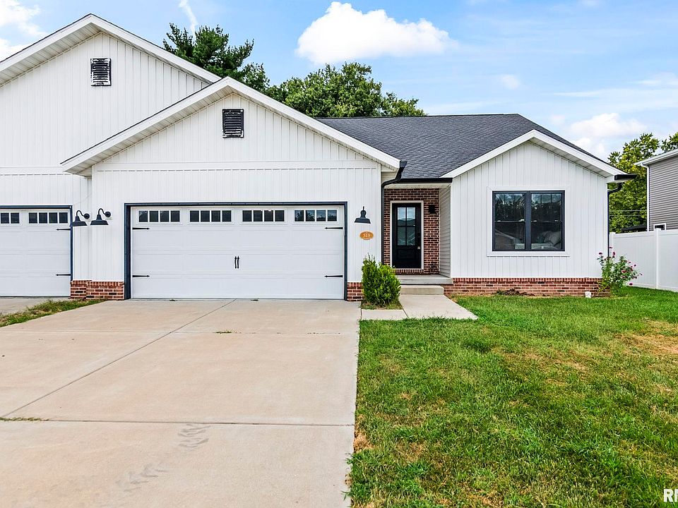 1st image of 319 Waterwheel Dr