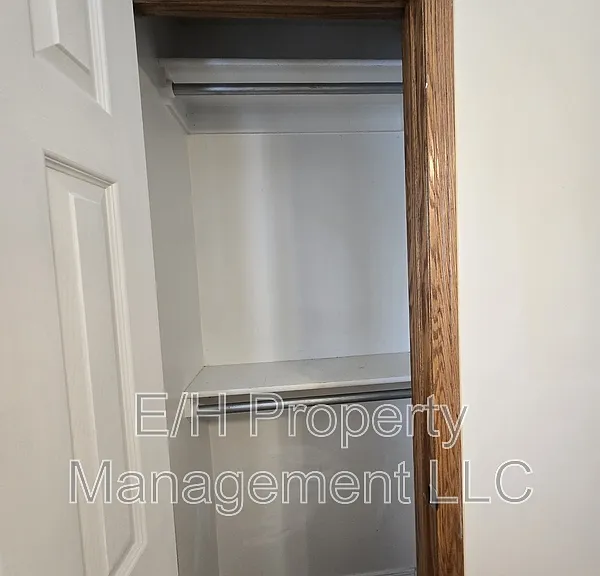 4460 S Elizabeth Ave — Photo 8