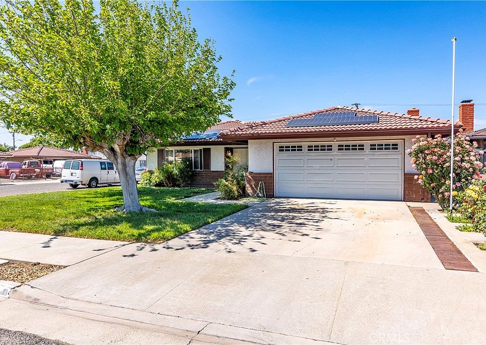 1st image of 670 La Mancha Pl