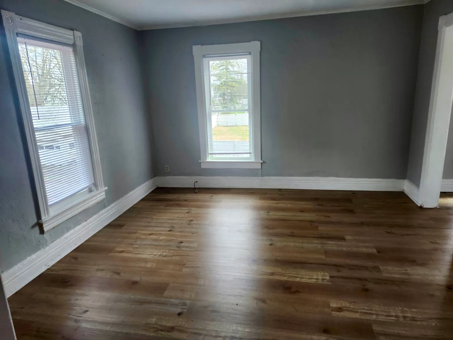 2 bed, 937 sqft, $1,550 — Photo 3