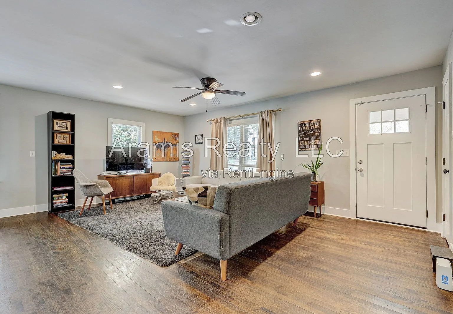 3 bed, 2.0 bath, 1750 sqft, $2,895 — Photo 3