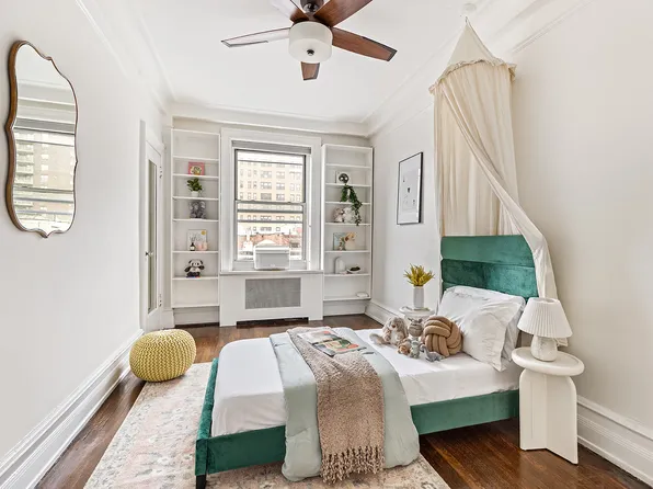 215 West 91st Street 76 image 10 of 11