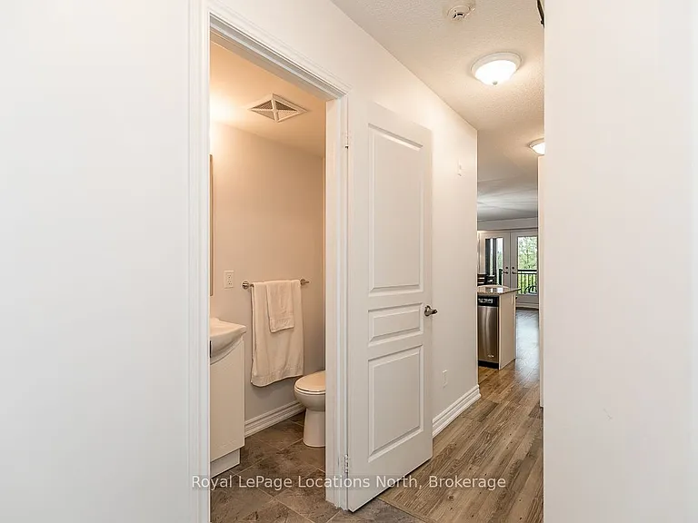 4 Anchorage Cres #205 — Photo 4
