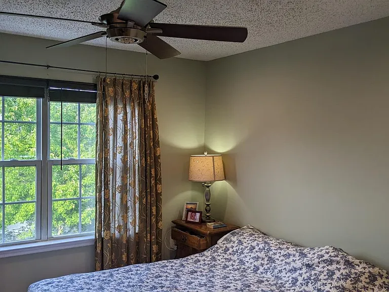 7 Newburgh Dr — Photo 15
