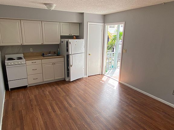 5th image of 226 Fairweather Ln #101