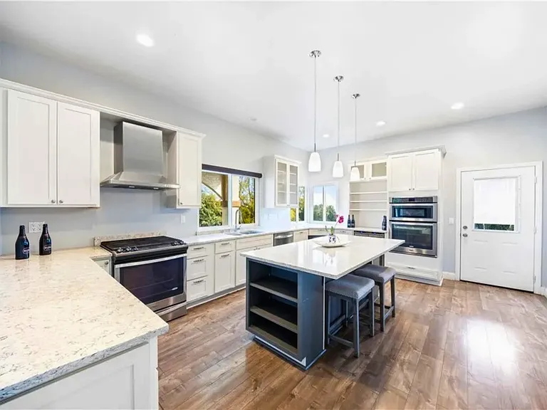 5075 Calypso Ct — Photo 18