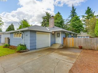 11618 SE Washington St, Portland, OR 97216