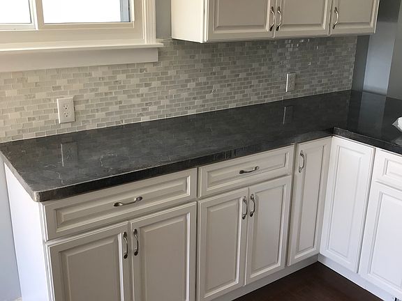 5th image of 3627 Chapin Ave