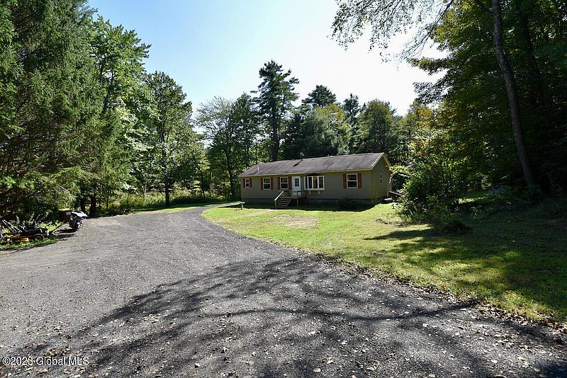 5th image of 288 N Greenfield Road