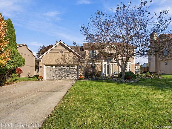 3rd image of 5606 Adderstone Dr
