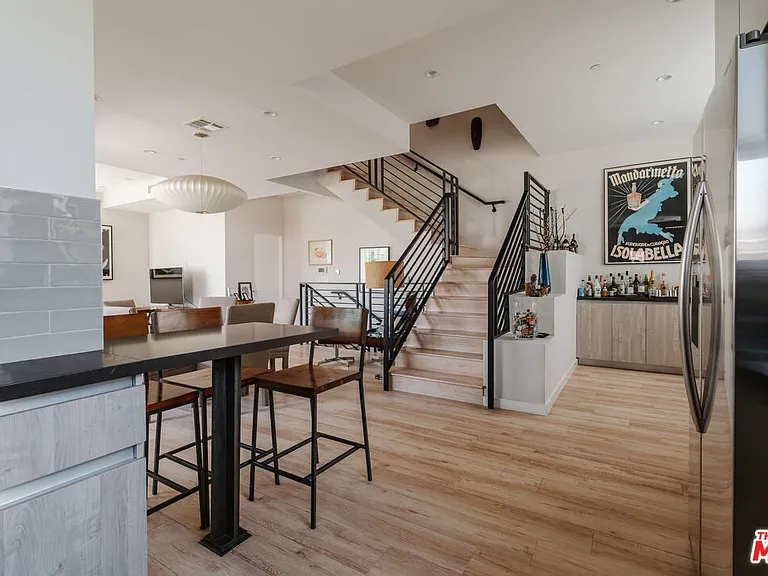 6072 Pickford St — Photo 19