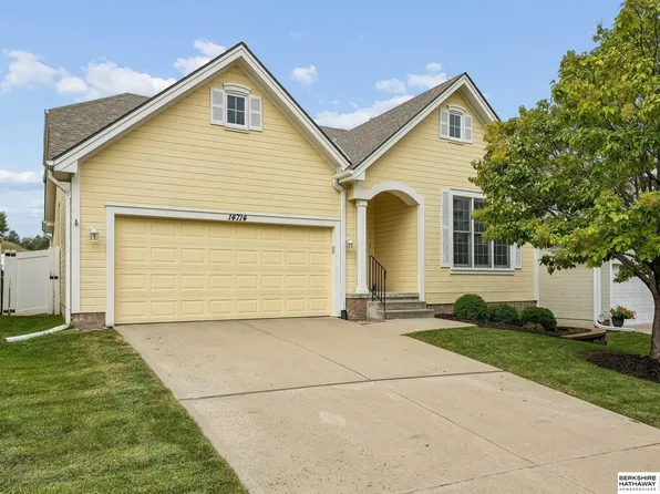 14714 Laurel Plz, Omaha, NE 68116