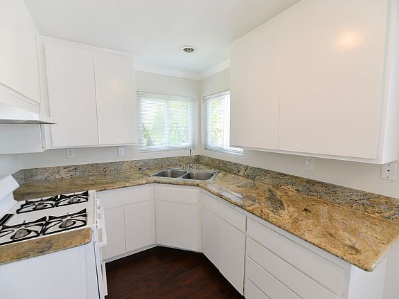 5th image of 248 Avenida Del Poniente APT C