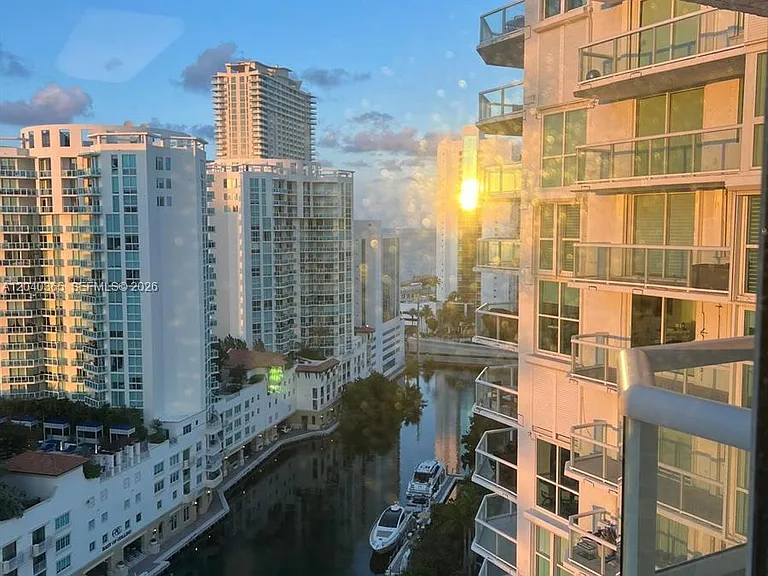 16500 Collins Ave #1856 — Photo 27