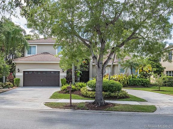 2nd image of 547 Stonemont Dr