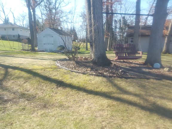 2nd image of 832 Cedar Dr