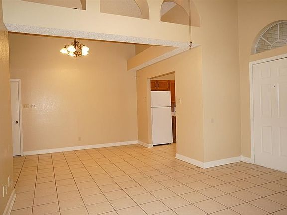 4th image of 1417 Glenwood Dr