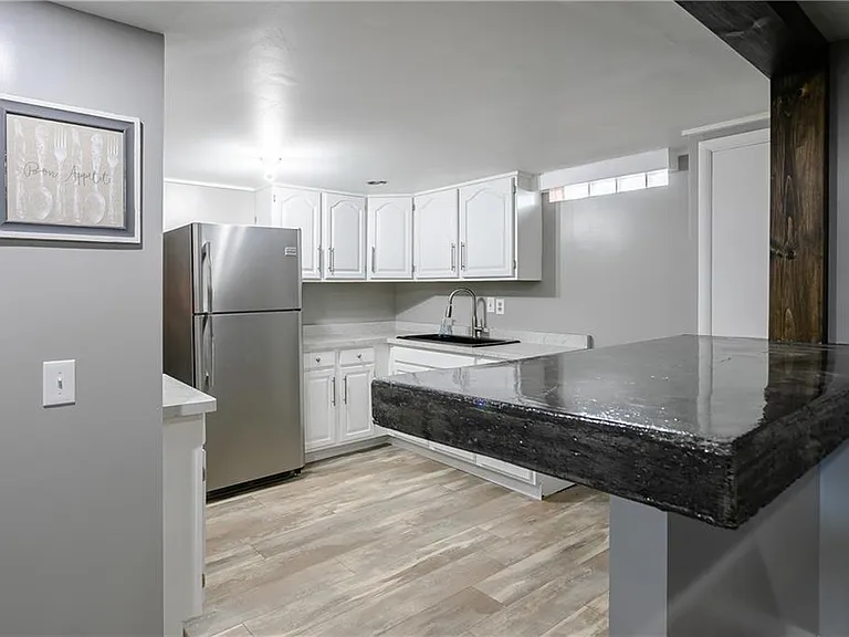 2 Kennedy Cir — Photo 12