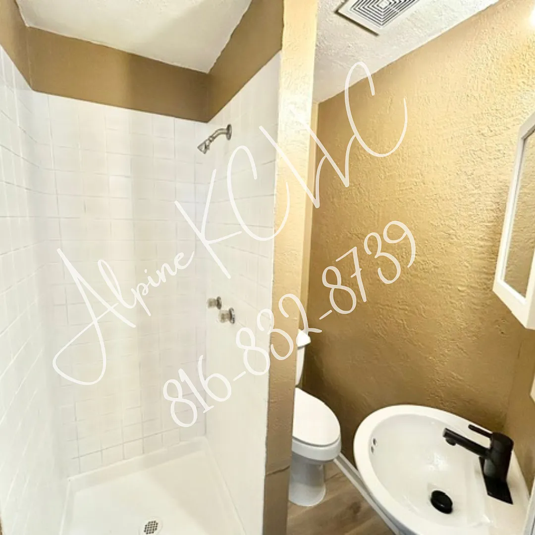 Studio, 400 sqft, $695 — Photo 4