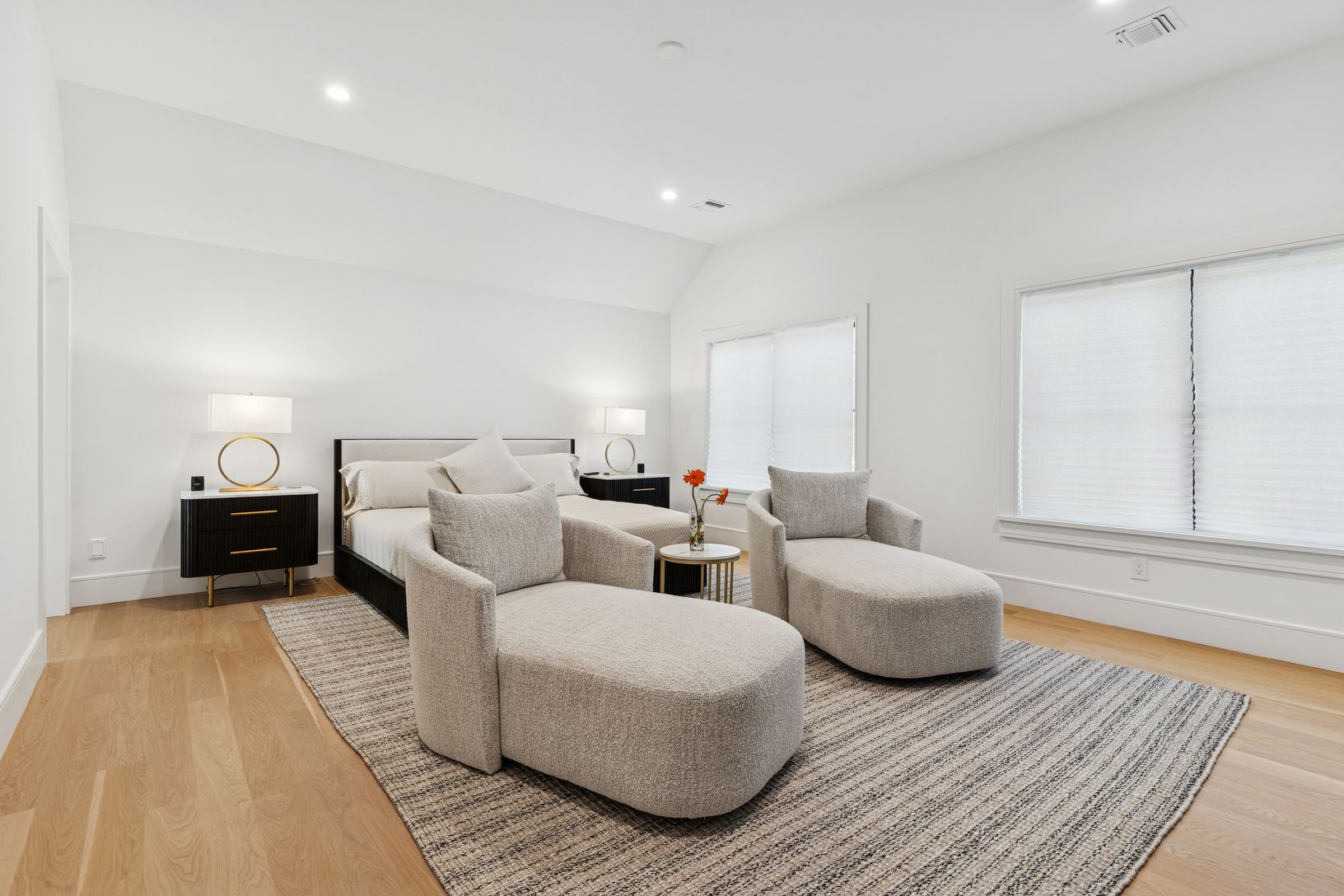  first floor guest room