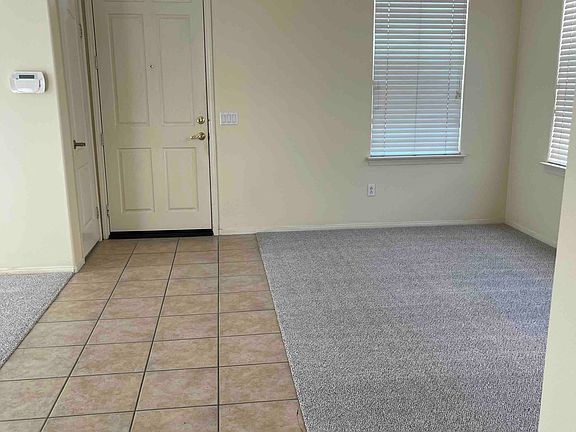 3rd image of 40272 Bellevue Dr
