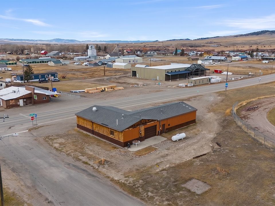 2nd image of 308 3rd Ave SW