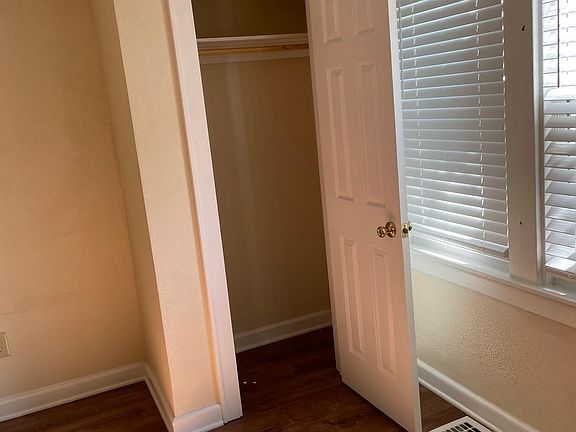 5th image of 2655 N 15th St #2655