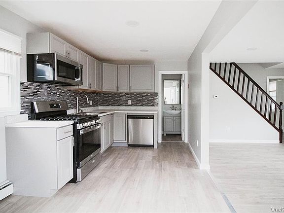 2nd image of 13 Flint Rd