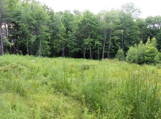 30 David Dr, Topsham, ME 04086