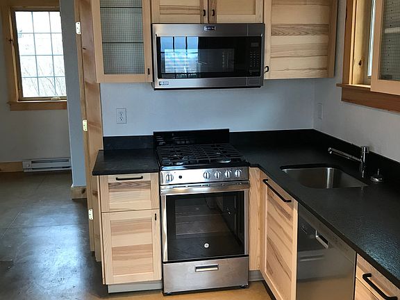 4th image of 3690 La Bourgade Ln #3709