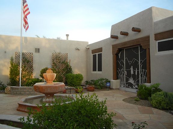 3rd image of 1052 E Cave Canyon Pl
