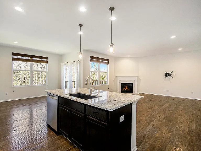2895 Dillon Dr — Photo 14