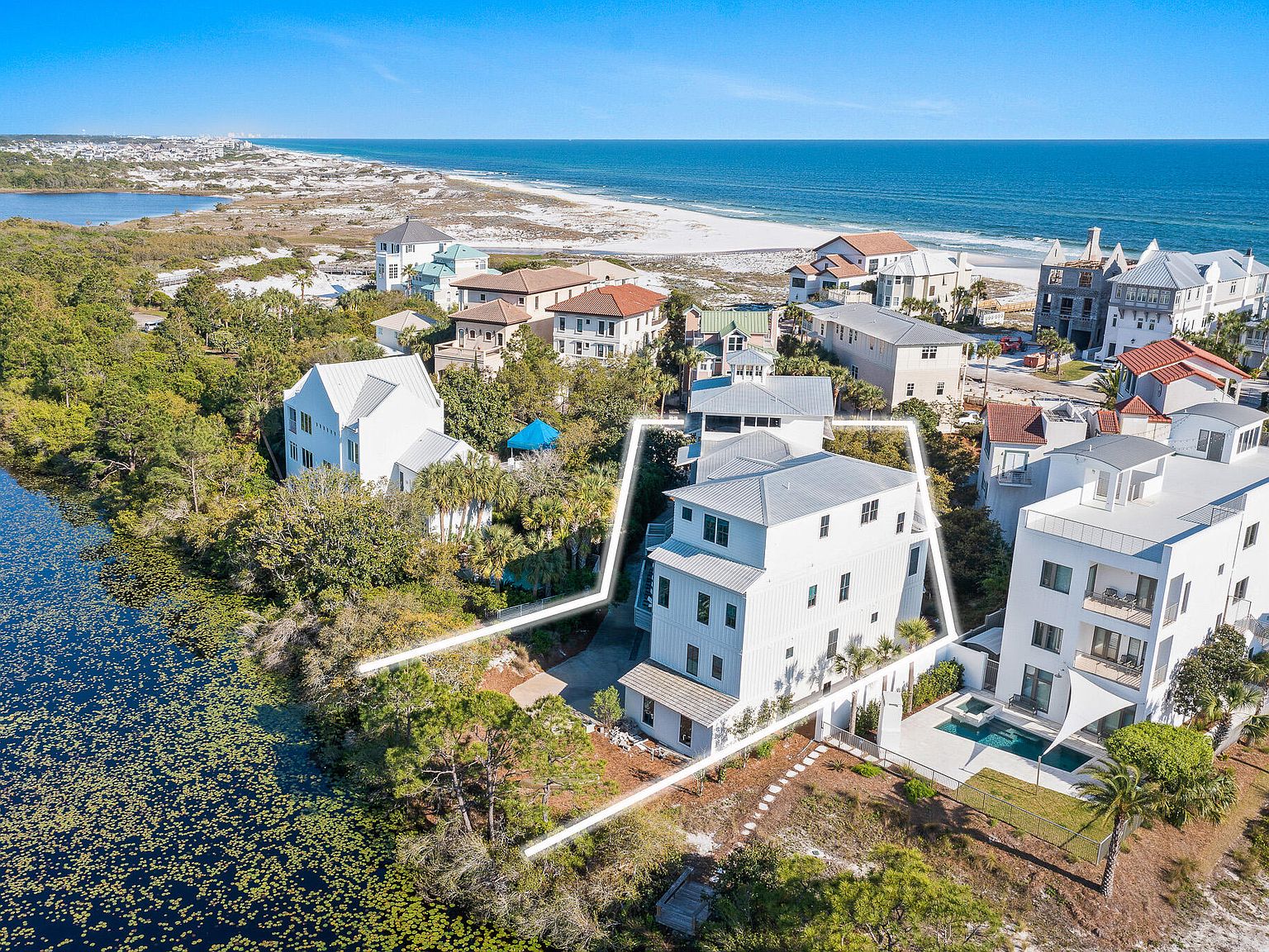425 Beachfront Trail