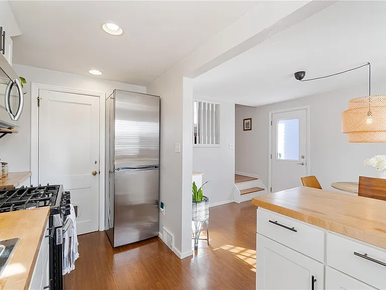 494 Serpentine Dr — Photo 20