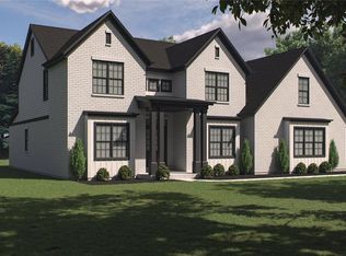 9017 Greenridge Dr, Saint Louis, MO 63117