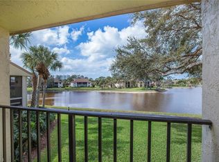 537 Lake Louise Cir UNIT 203, Naples, FL 34110