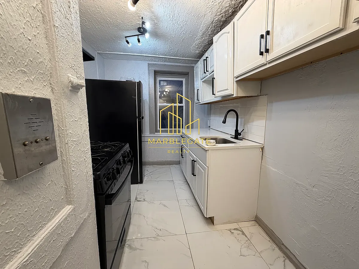 Building Photo - 717 Arlington Ave #1DD
