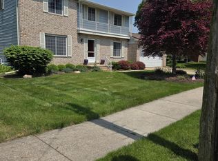 2115 Lyman Dr, Lansing, MI 48912