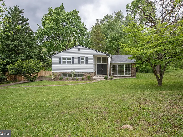 117 Mary Waters Ford Rd — Photo 2