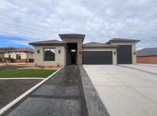 296 W Peaceful Ln, Ivins, UT 84738