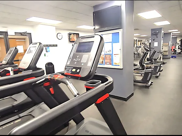 133 Harmon Cove Tower image 30 of 40