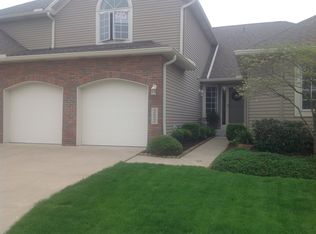 302 Buttermere Ln, Amherst, OH 44001