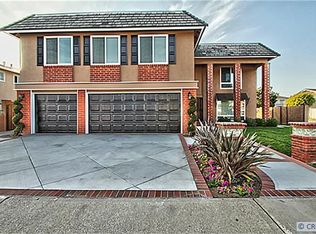 3711 Wisteria St, Seal Beach, CA 90740