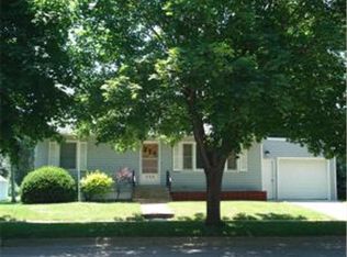 325 1st Street St NW, Blooming Prairie, MN 55917