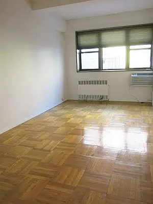 Rented by Bank Neary | media 69