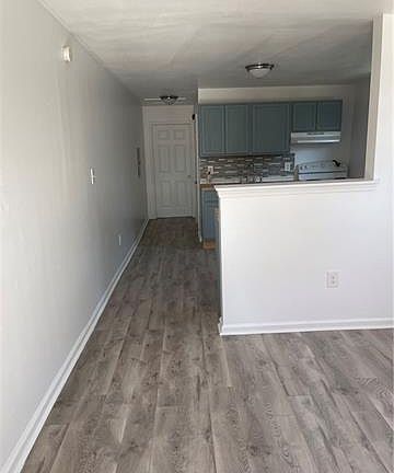 2nd image of 2569 Peace Ct