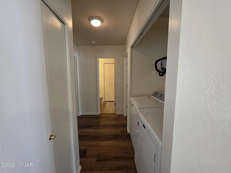 1721 W Hall St — Photo 9