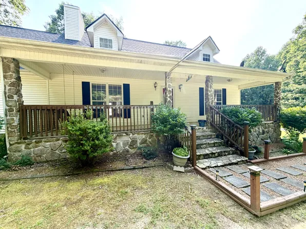 8770 Harrison Ferry Rd, McMinnville, TN 37110