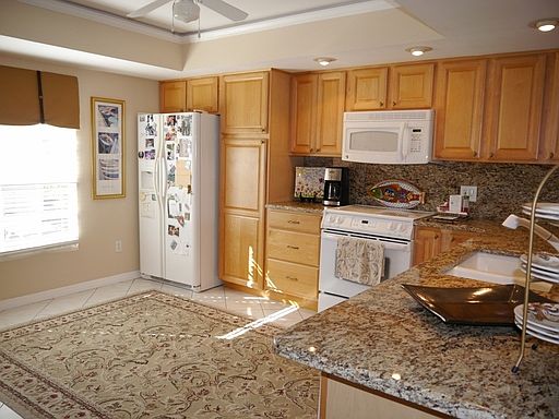 4th image of 751 Pinellas Bayway S #103