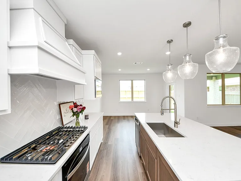 4042 Colony Ln — Photo 11